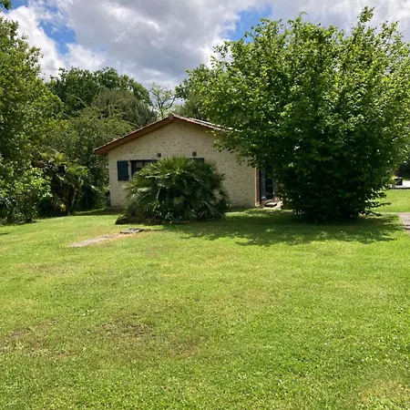 Crisalys D'hotes 住宿加早餐酒店