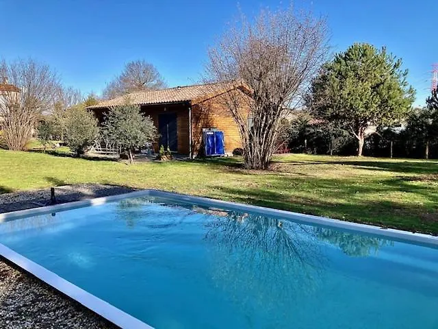 Crisalys D'hotes Bed & Breakfast 3*