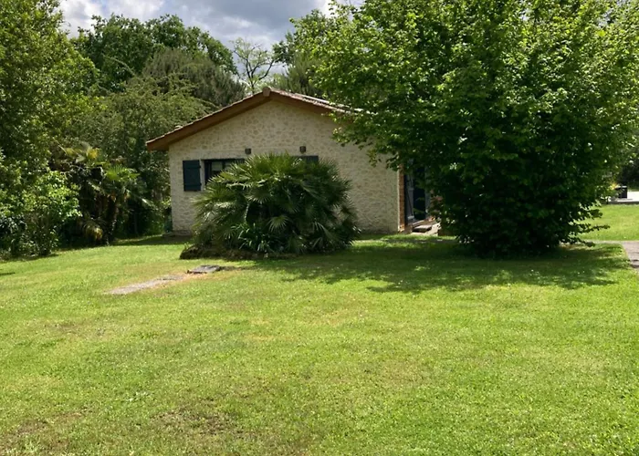 Crisalys D'hotes Bed & Breakfast